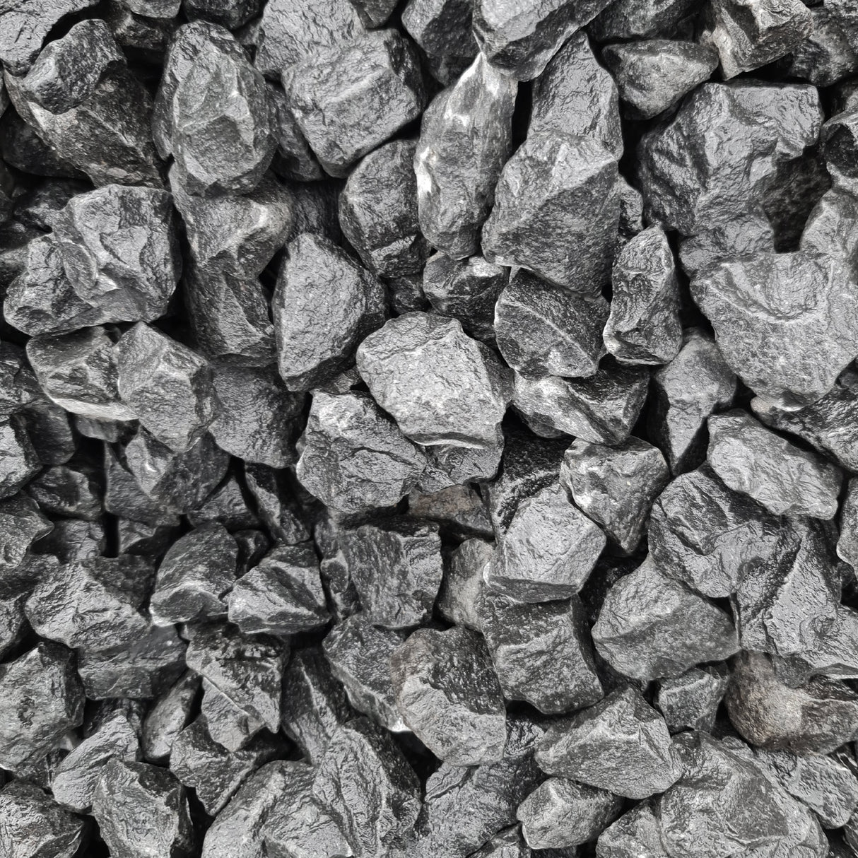 Ziergleisschotter 16-32 mm Basalt