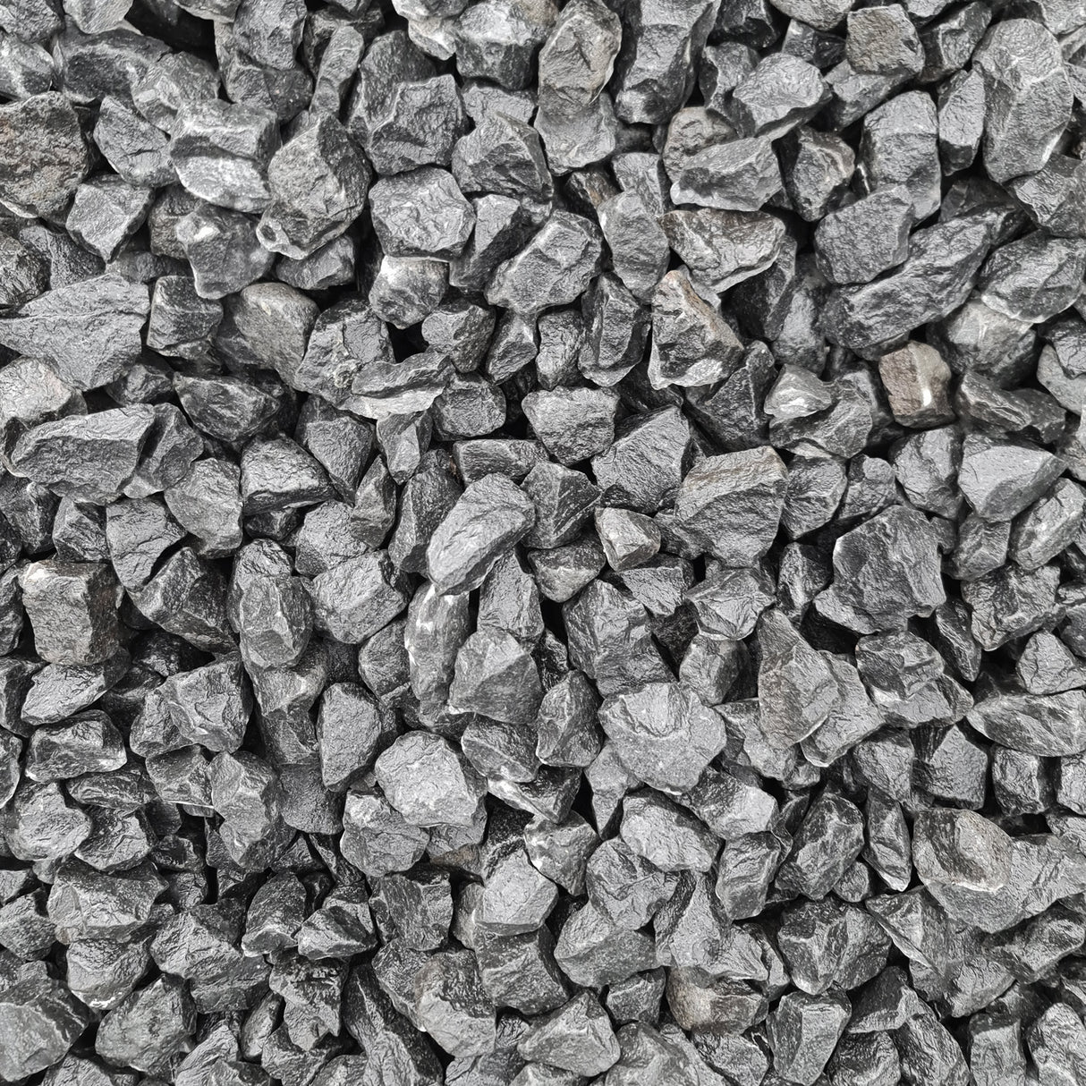 Ziergleisschotter 16-32 mm Basalt